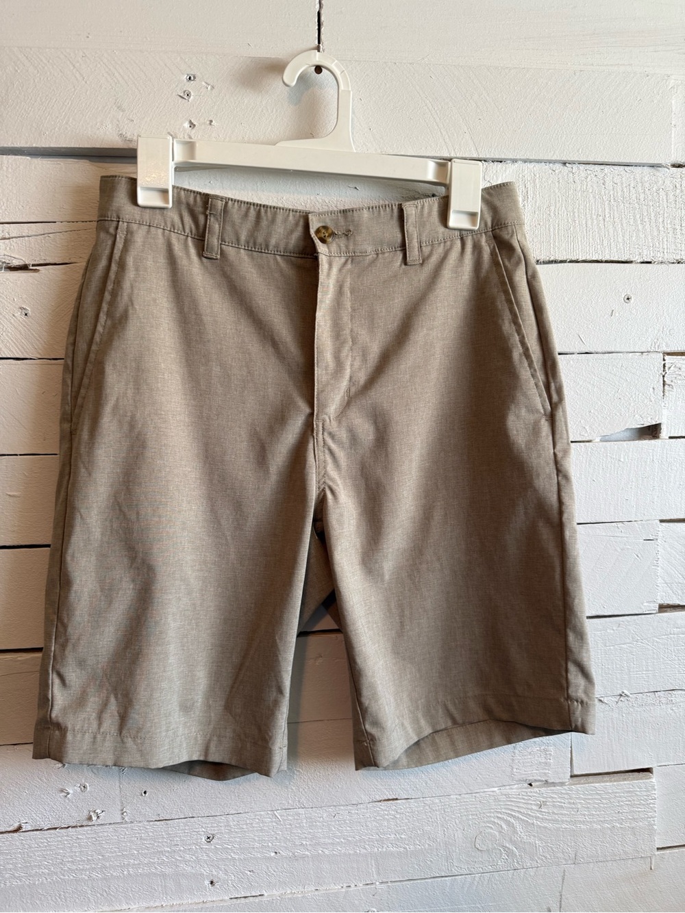 Perry Ellis Men's Tan Flat-Front Shorts